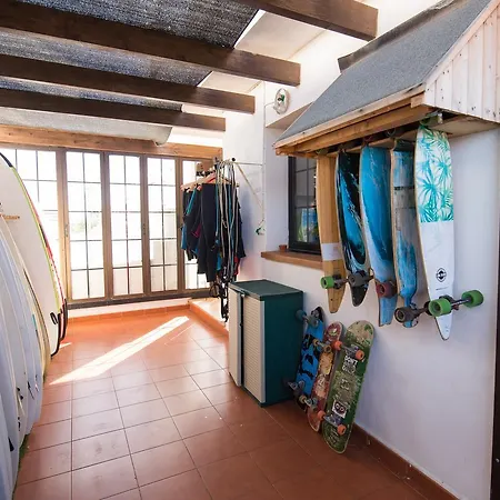 Guest house Surf Riders Fuerteventura 2*