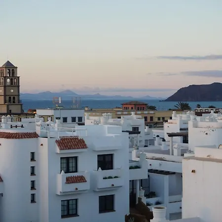 Surf Riders Fuerteventura Guest house 2*