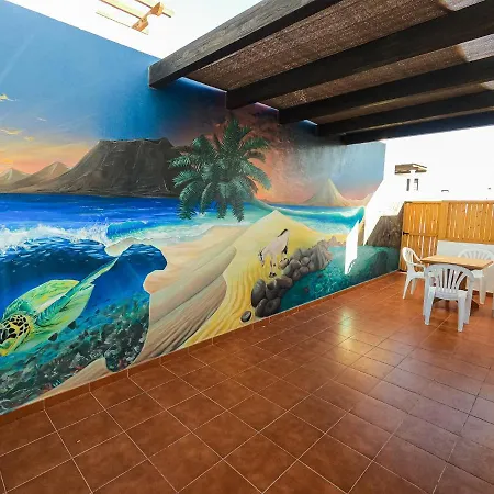 Surf Riders Fuerteventura Guest house