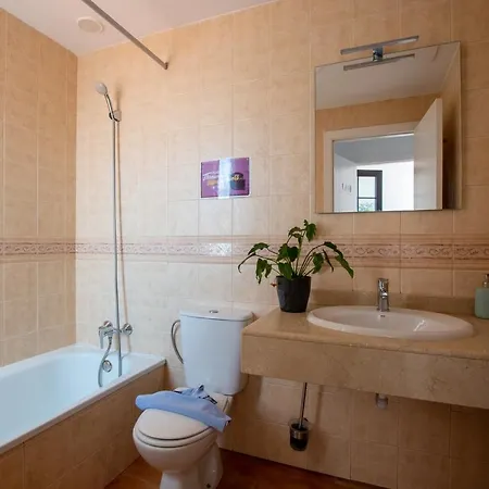 Guest house Surf Riders Fuerteventura 2*