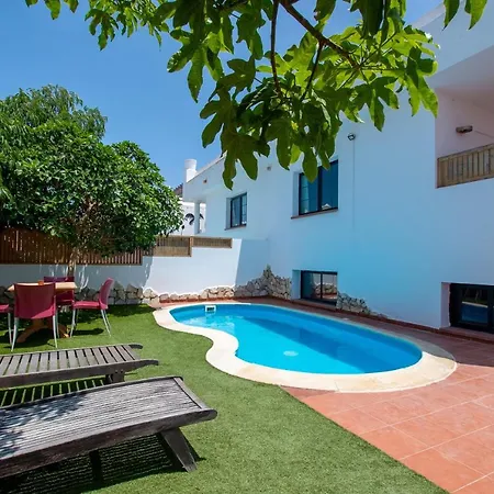 Guest house Surf Riders Fuerteventura 2*