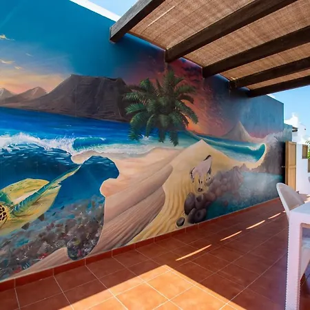 Surf Riders Fuerteventura Guest house