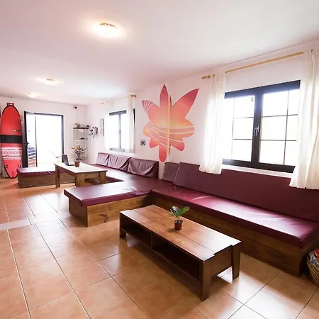 Surf Riders Fuerteventura Guest house