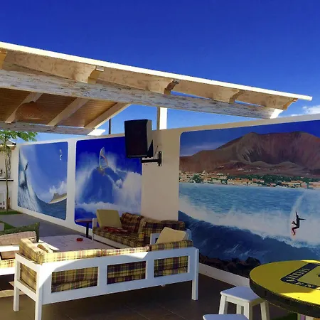 Guest house Surf Riders Fuerteventura 2*